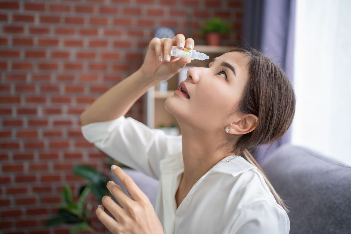 Why Staying Hydrated Matters for Your Eyes: A Comprehensive Guide to Eye Health