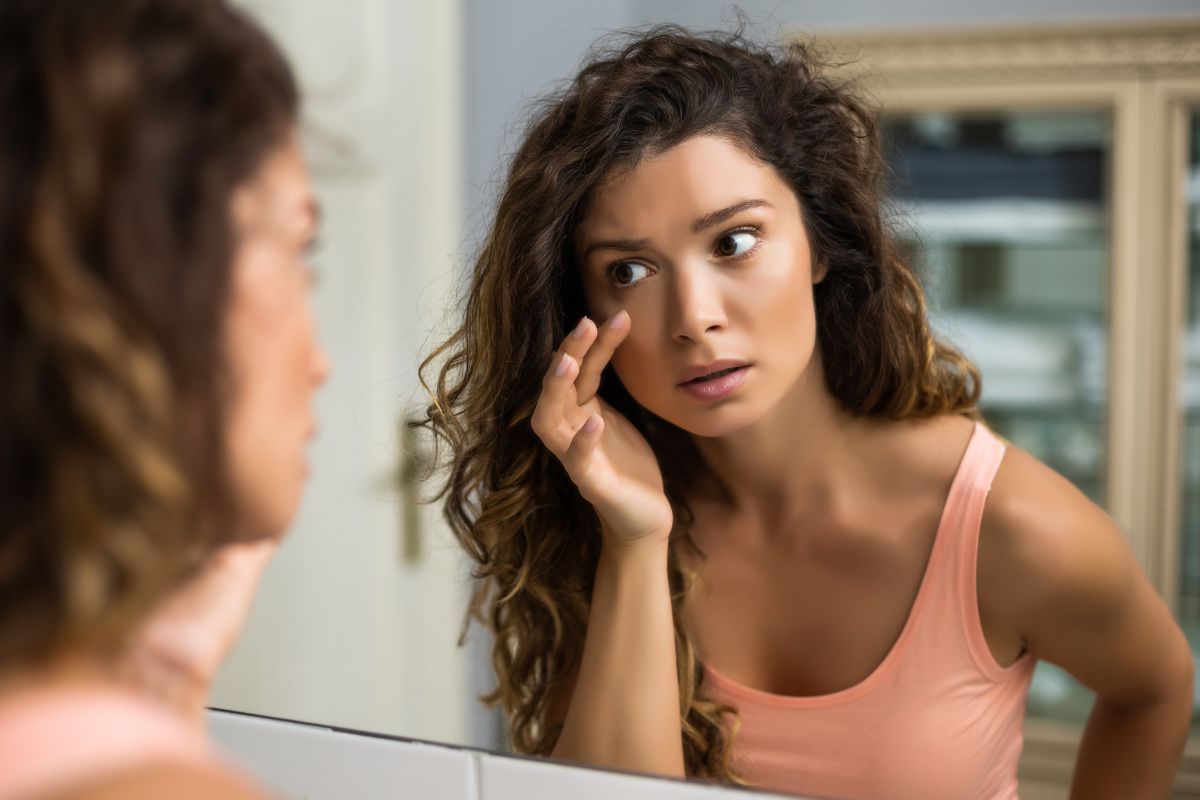 Tired Eyes in Kids: A Comprehensive Guide for Concerned Parents in 2025